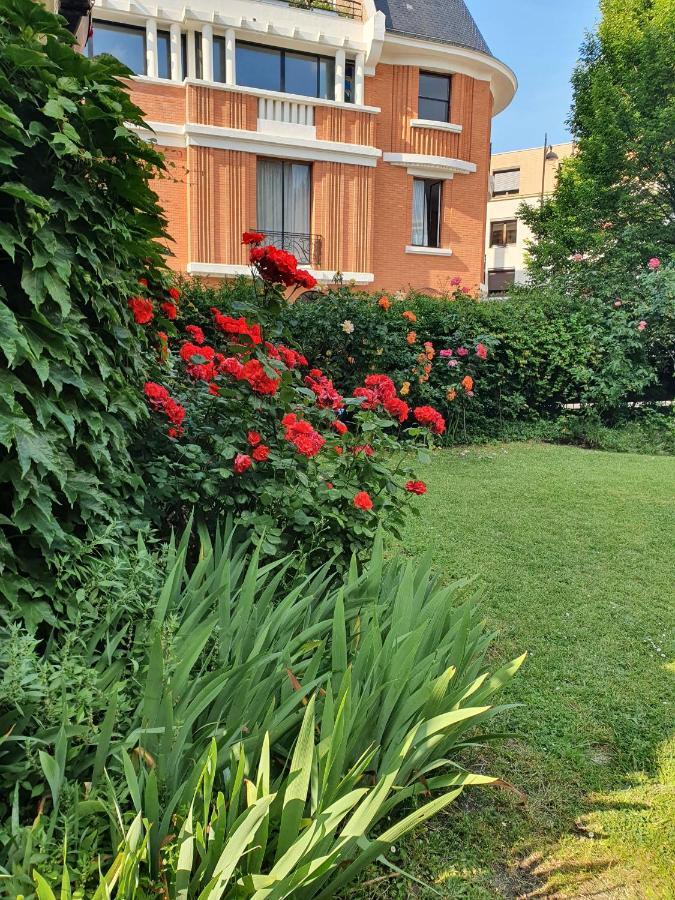 La Romantique Paris Bagian luar foto